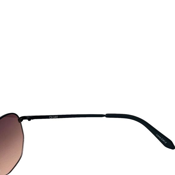 Quay Australia Big Time Sunglasses Black Brown To Orange Round main image 5